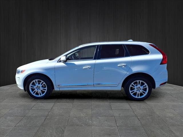 2016 Volvo XC60 T5 Drive-E Premier