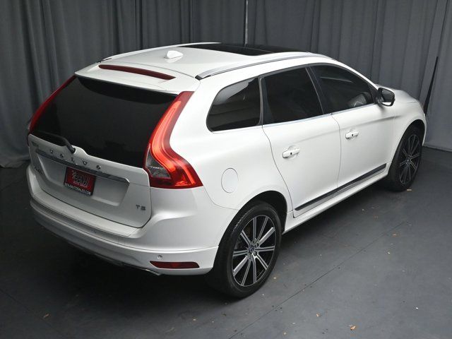 2016 Volvo XC60 T5 Drive-E Premier