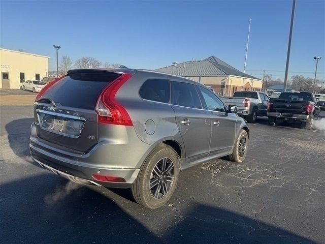 2016 Volvo XC60 T5 Drive-E Premier