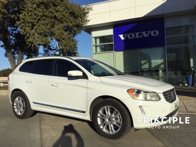 2016 Volvo XC60 T5 Drive-E Premier