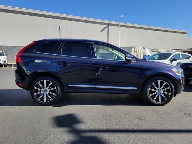 2016 Volvo XC60 T5 Platinum