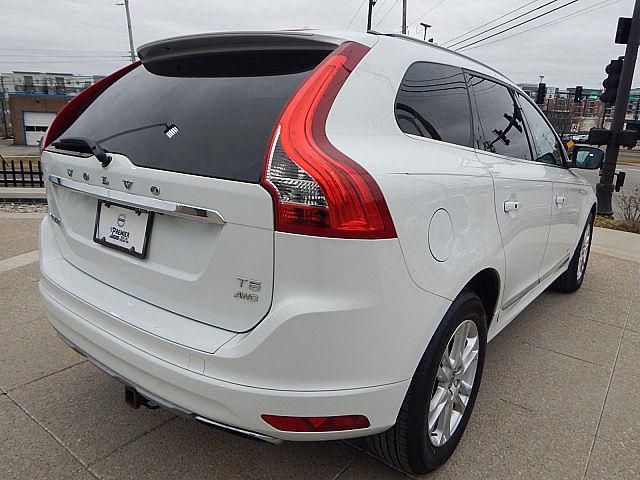 2016 Volvo XC60 T5 Premier