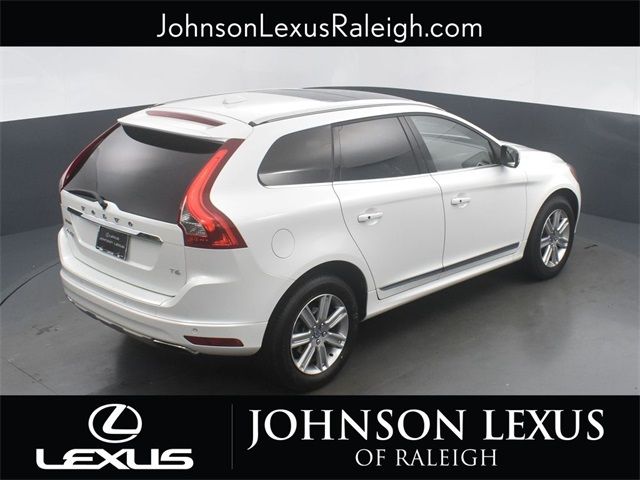 2016 Volvo XC60 T6 Drive-E