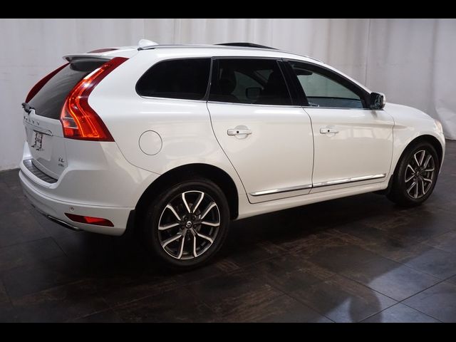 2016 Volvo XC60 T6 Drive-E