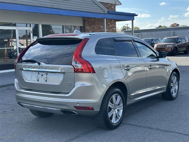 2016 Volvo XC60 T6 Drive-E