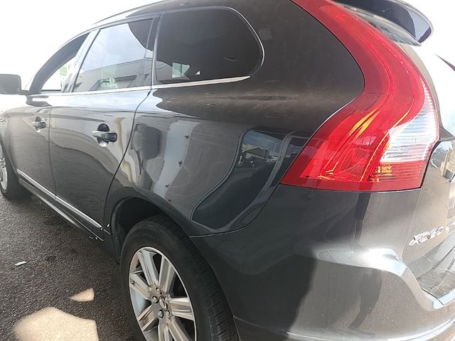 2016 Volvo XC60 T6 Drive-E