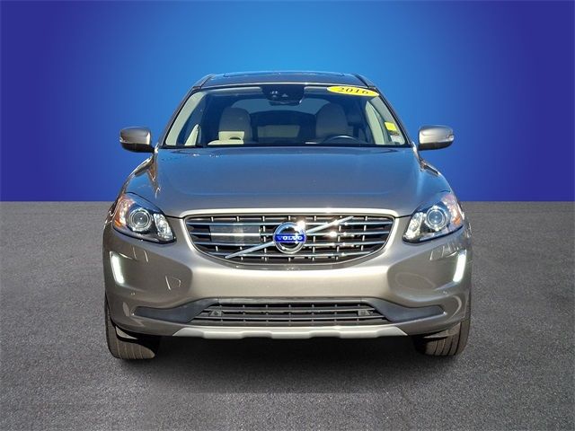 2016 Volvo XC60 T6 Drive-E Platinum