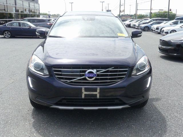 2016 Volvo XC60 T6 Drive-E Platinum