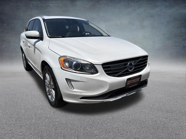 2016 Volvo XC60 T6 Drive-E Platinum