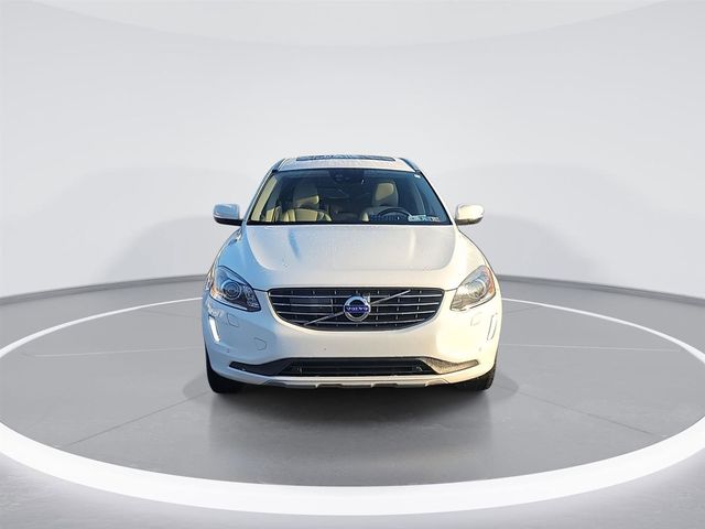 2016 Volvo XC60 T6 Drive-E Platinum