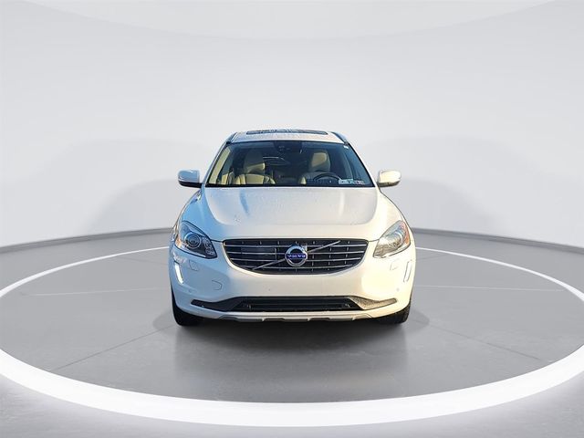 2016 Volvo XC60 T6 Drive-E Platinum