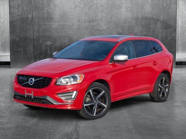 2016 Volvo XC60 T6 Drive-E R-Design Platinum