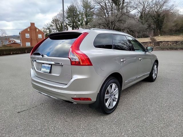 2016 Volvo XC60 T6 Platinum