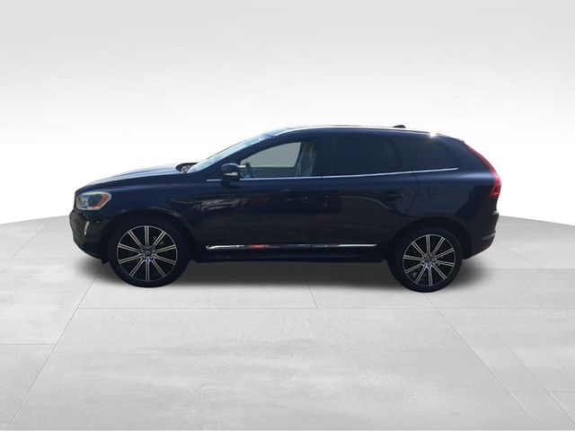 2016 Volvo XC60 T6 Platinum