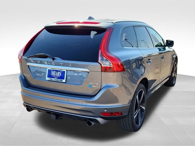 2016 Volvo XC60 T6 R-Design Platinum