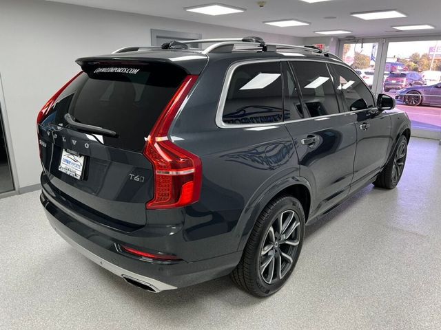 2016 Volvo XC90 T6 Momentum