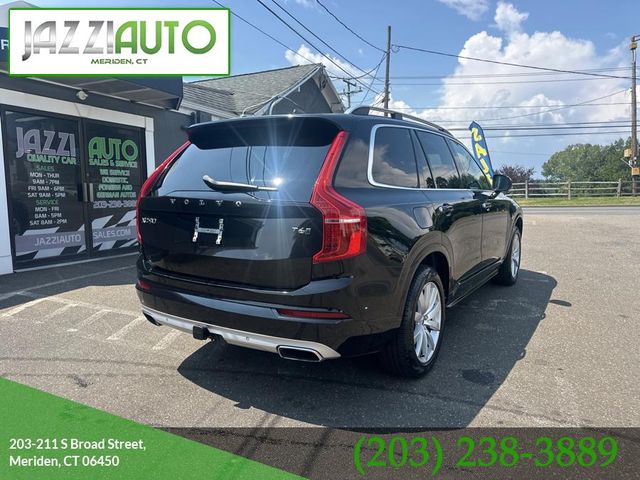 2016 Volvo XC90 T6 Momentum