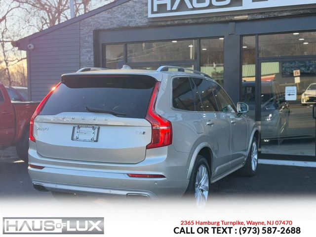 2016 Volvo XC90 T6 Momentum