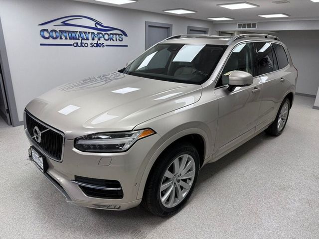 2016 Volvo XC90 T6 Momentum