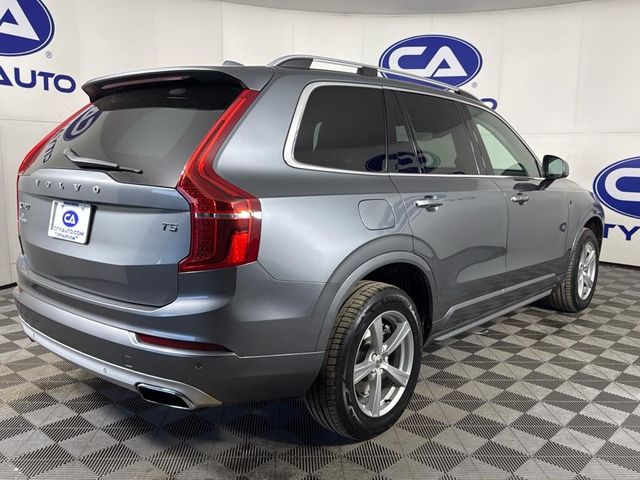 2016 Volvo XC90 T5 Momentum