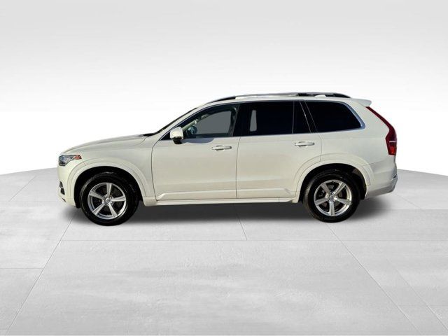 2016 Volvo XC90 T5 Momentum