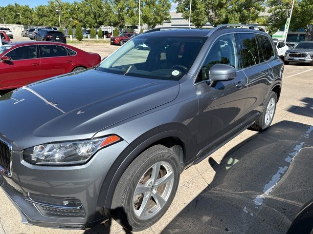 2016 Volvo XC90 T5 Momentum