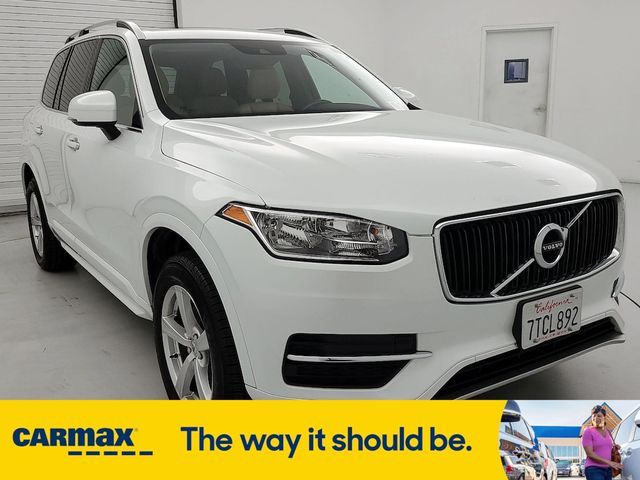 2016 Volvo XC90 T5 Momentum