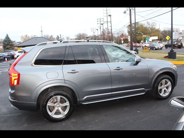 2016 Volvo XC90 T5 Momentum