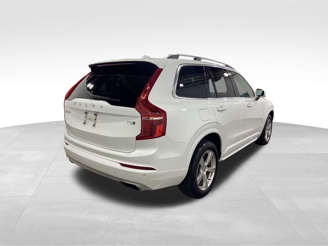 2016 Volvo XC90 T5 Momentum