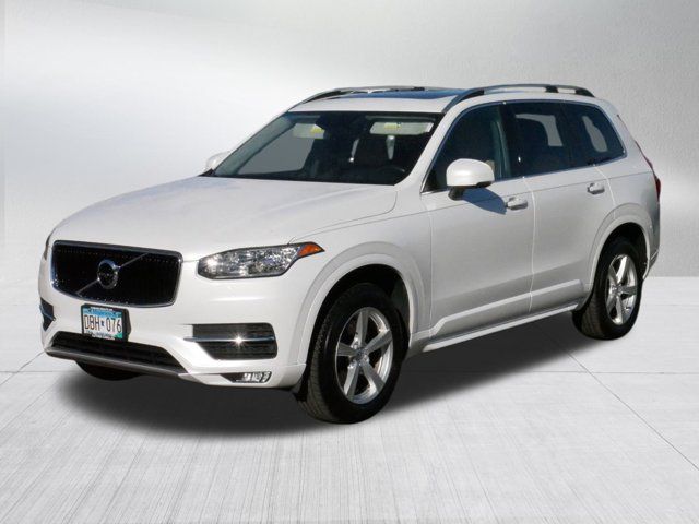 2016 Volvo XC90 T5 Momentum