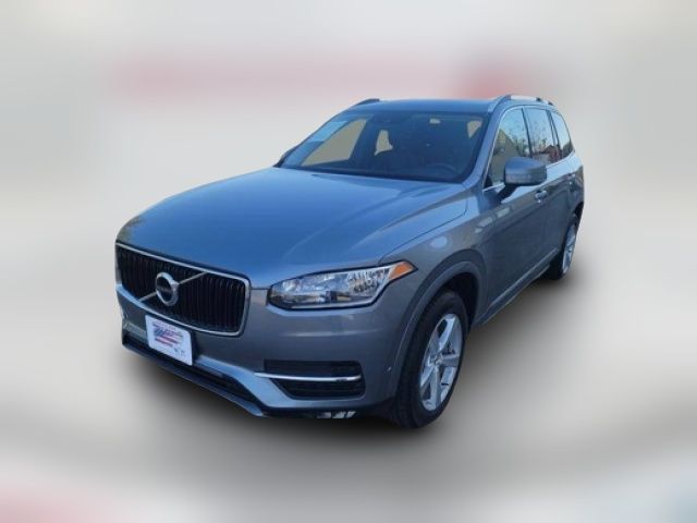 2016 Volvo XC90 T5 Momentum