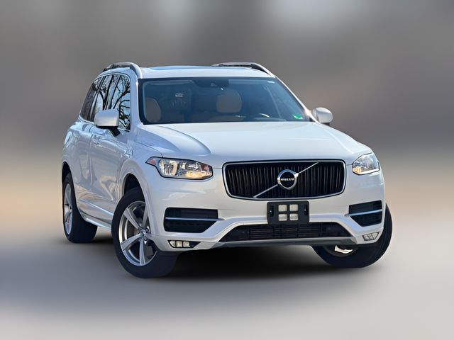 2016 Volvo XC90 T5 Momentum