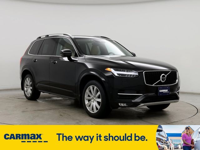 2016 Volvo XC90 T6 Momentum