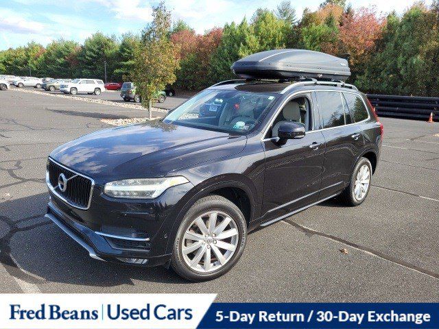 2016 Volvo XC90 T6 Momentum