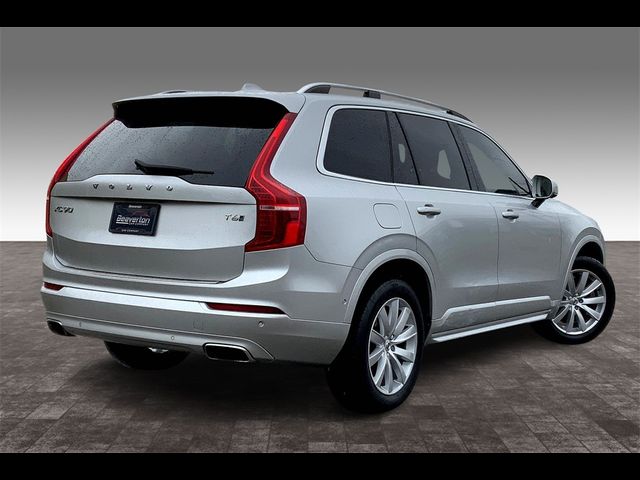 2016 Volvo XC90 T6 Momentum