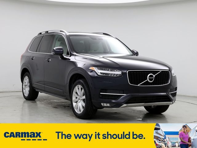 2016 Volvo XC90 T6 Momentum