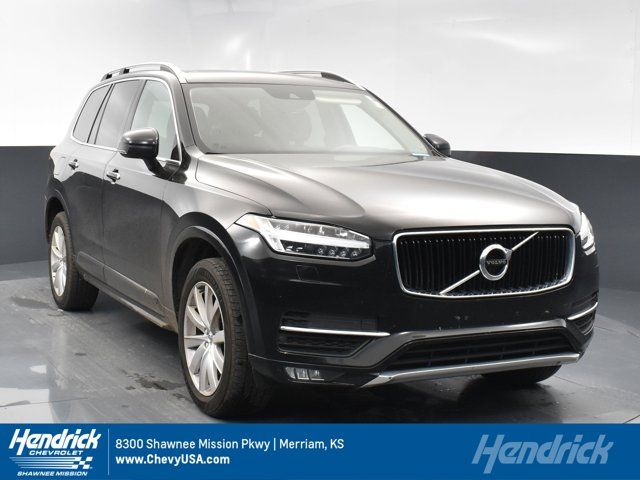 2016 Volvo XC90 T6 Momentum