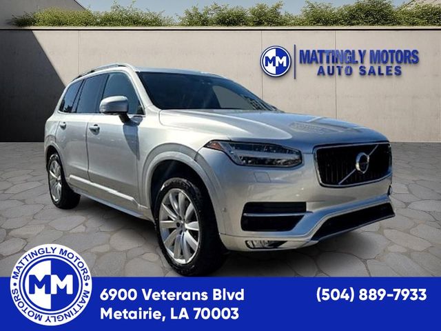 2016 Volvo XC90 T6 Momentum