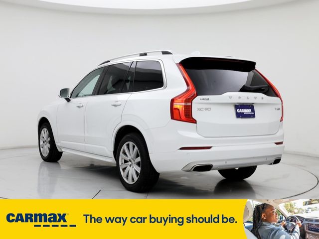 2016 Volvo XC90 T6 Momentum