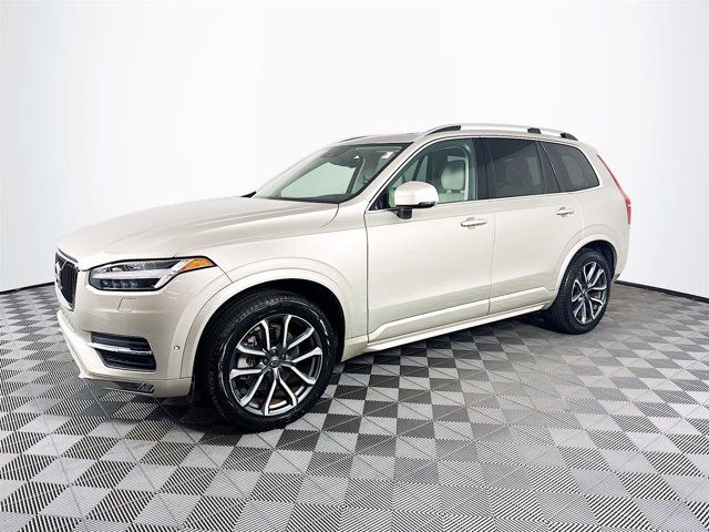 2016 Volvo XC90 T6 Momentum