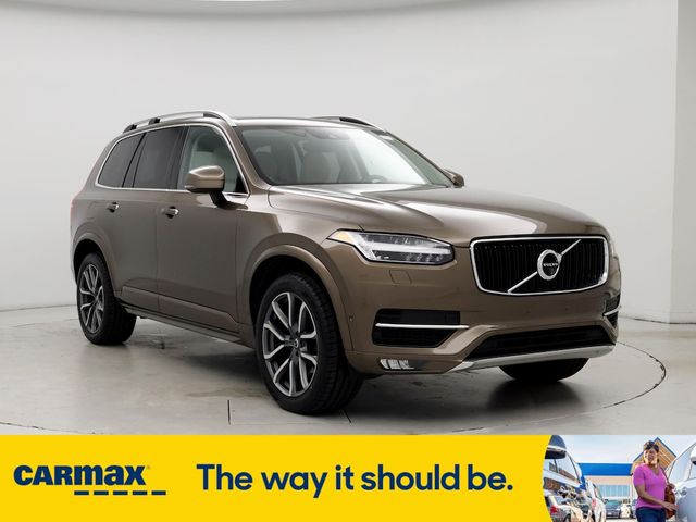 2016 Volvo XC90 T6 Momentum