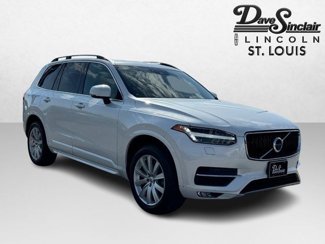 2016 Volvo XC90 T6 Momentum