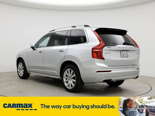 2016 Volvo XC90 T6 Momentum