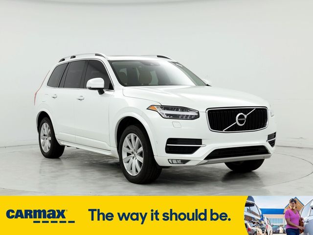 2016 Volvo XC90 T6 Momentum