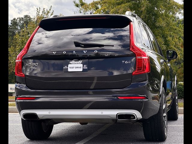 2016 Volvo XC90 T6 Momentum