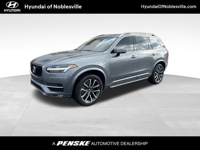 2016 Volvo XC90 T6 Momentum