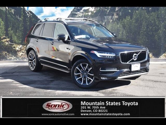 2016 Volvo XC90 T6 Momentum