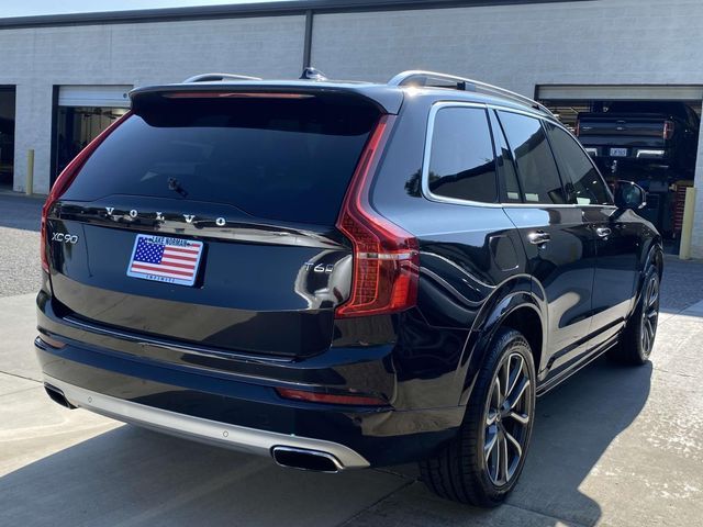 2016 Volvo XC90 T6 Momentum