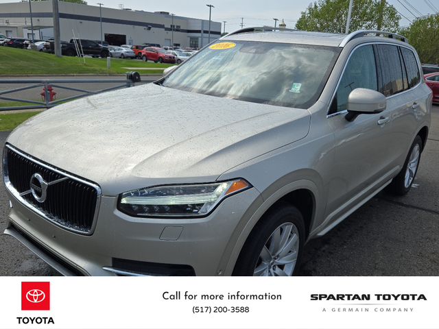 2016 Volvo XC90 T6 Momentum