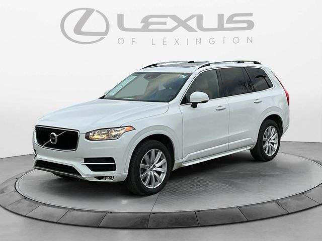 2016 Volvo XC90 T6 Momentum